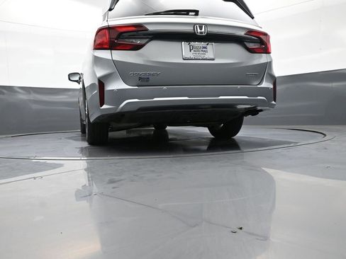Certified 2025 Honda Odyssey Touring image 34