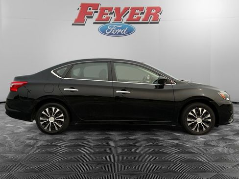 Used 2018 Nissan Sentra S FWD image 6