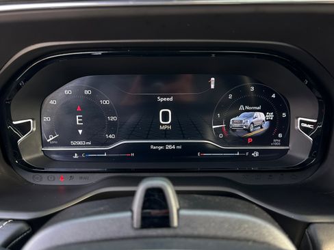 Used 2023 GMC Yukon XL Denali Ultimate image 14