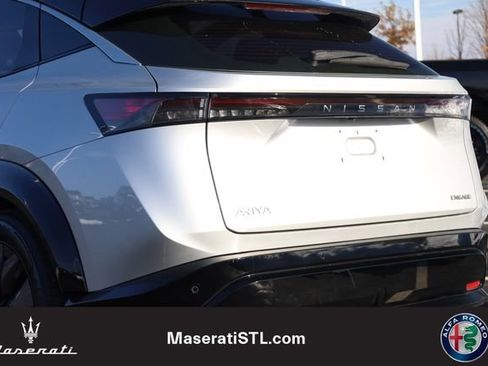 Used 2023 Nissan Ariya FWD image 7