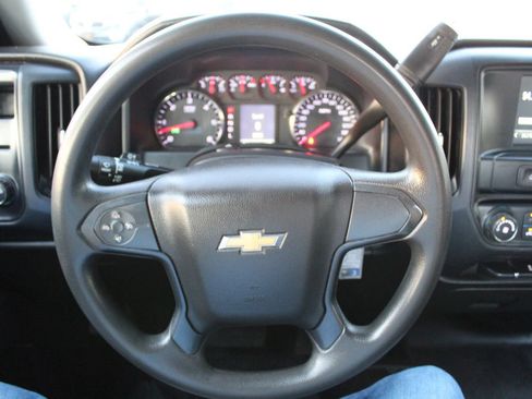 Used 2019 Chevrolet Silverado 1500 W/T AWD/4WD image 15