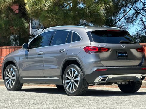 Certified 2023 Mercedes-Benz GLA 250 w/ Premium Package image 6