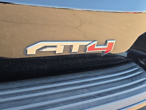 Used 2024 GMC Yukon AT4 w/ AT4 Premium Plus Package image 7