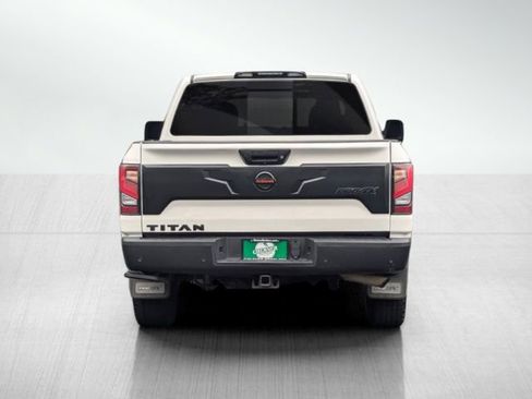 Used 2022 Nissan Titan PRO-4X w/ Pro-4x Convenience Package image 5
