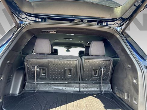 Certified 2023 Chevrolet Traverse LT w/ LPO, Floor Liner Package AWD/4WD image 23