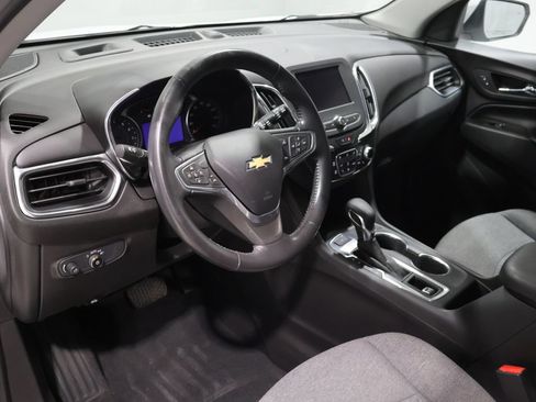 Used 2022 Chevrolet Equinox LT AWD/4WD image 16