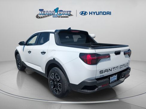 Used 2023 Hyundai Santa Cruz SEL AWD/4WD image 6