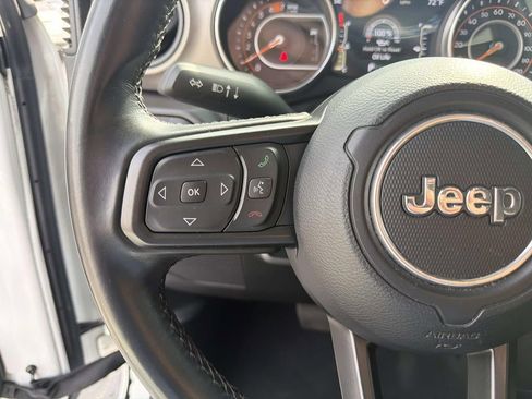 Used 2021 Jeep Wrangler Sport S image 21