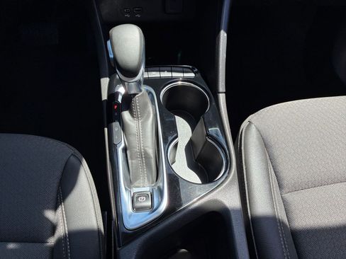 Used 2025 Buick Encore GX Preferred AWD/4WD image 40