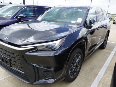 Certified 2026 Lexus TX 350 FWD w/ Technology Package image 4