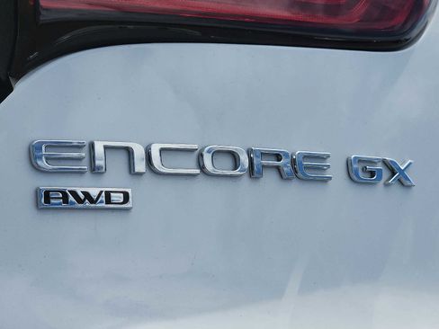 Used 2024 Buick Encore GX Sport Touring image 30