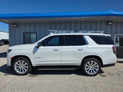 Used 2021 Chevrolet Tahoe Premier AWD/4WD image 1
