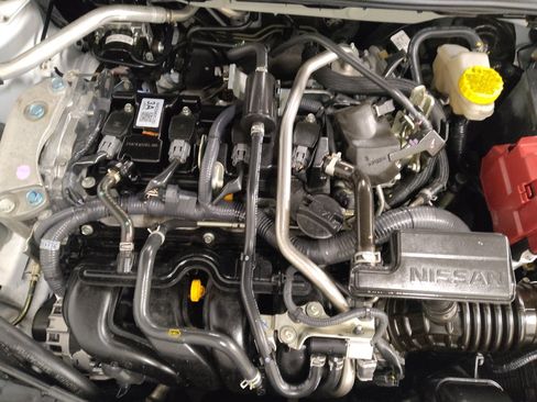 Used 2025 Nissan Sentra SV FWD image 30