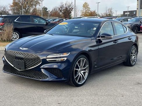 Used 2023 Genesis G70 2.0T image 4