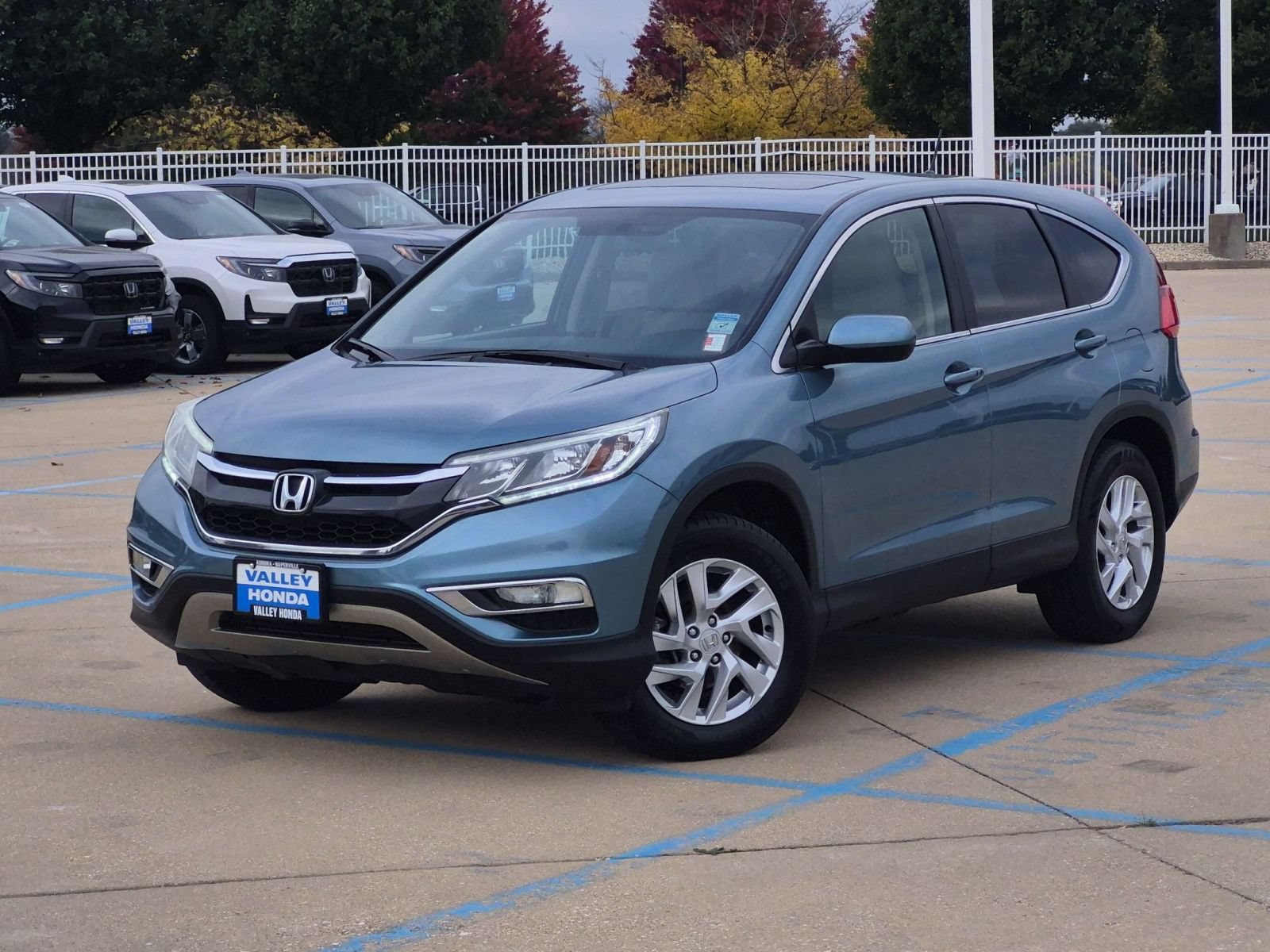 Used 2015 Honda CR-V EX image 2