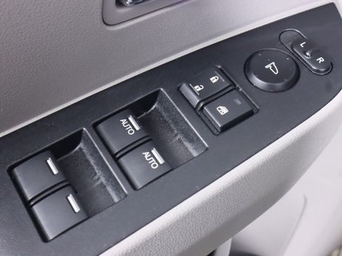 Used 2016 Honda Odyssey EX-L image 32