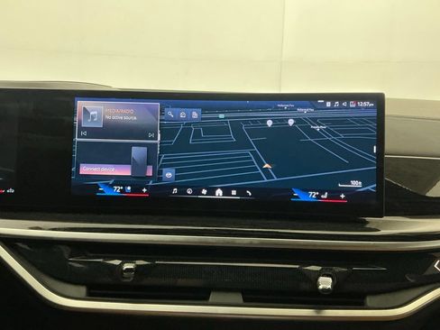 Certified 2024 BMW X7 xDrive40i w/ M Sport Package AWD/4WD image 11