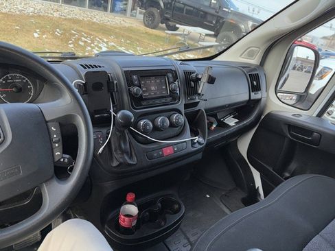 Used 2019 RAM ProMaster 1500 w/ Premium Appearance Group image 3