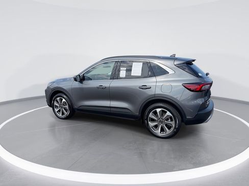 Used 2025 Ford Escape Platinum image 6