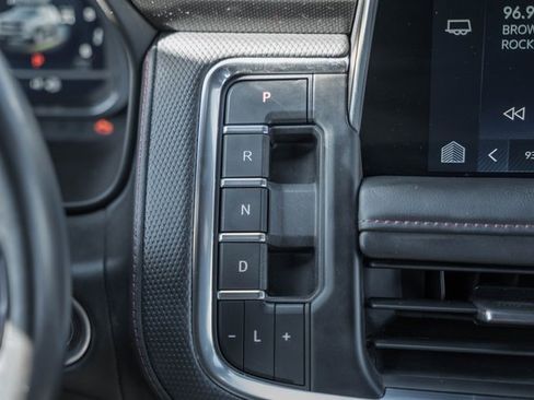 Used 2023 Chevrolet Suburban RST image 24