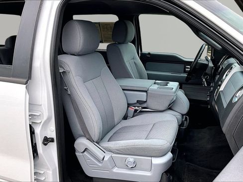Used 2014 Ford F150 XLT w/ XLT Chrome Package RWD image 7