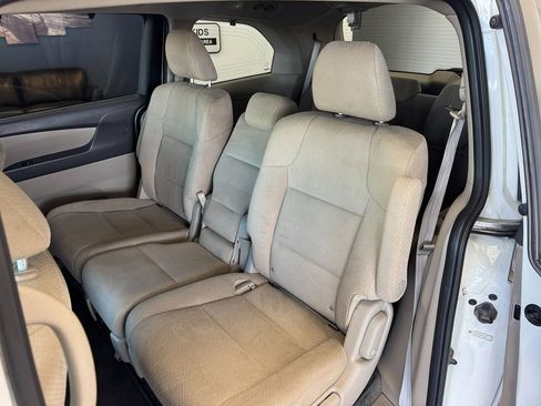 Used 2016 Honda Odyssey EX image 37