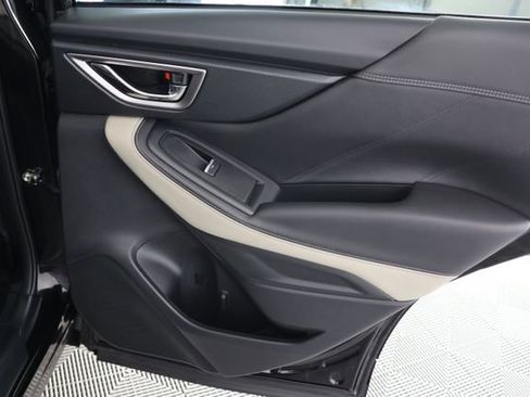 Used 2022 Subaru Forester Limited image 27