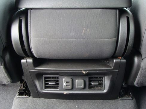 Used 2021 Chevrolet Silverado 1500 LT image 29