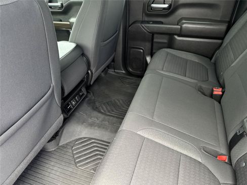 Used 2022 Chevrolet Silverado 1500 LT w/ Z71 Off-Road Package AWD/4WD image 30