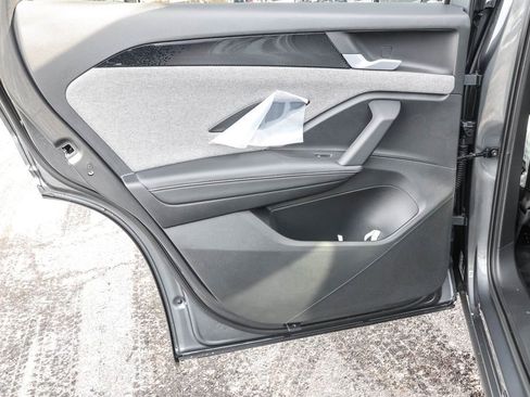 New 2026 Volkswagen Tiguan S image 32