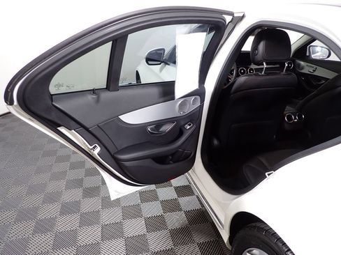 Used 2016 Mercedes-Benz C 300 4MATIC Sedan image 31