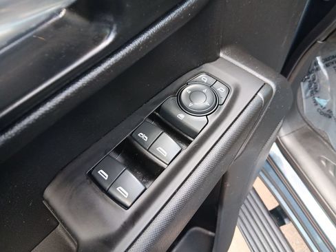 Used 2020 Chevrolet Silverado 1500 Custom Trail Boss w/ Custom Convenience Package AWD/4WD image 11