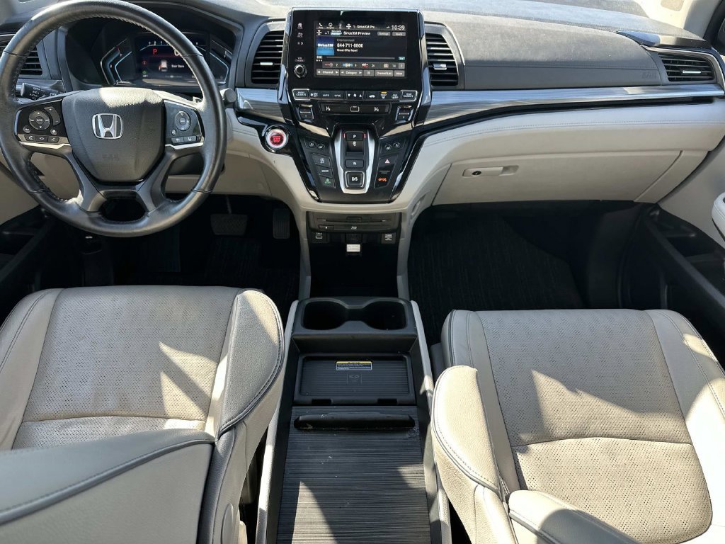 Used 2023 Honda Odyssey Elite image 14