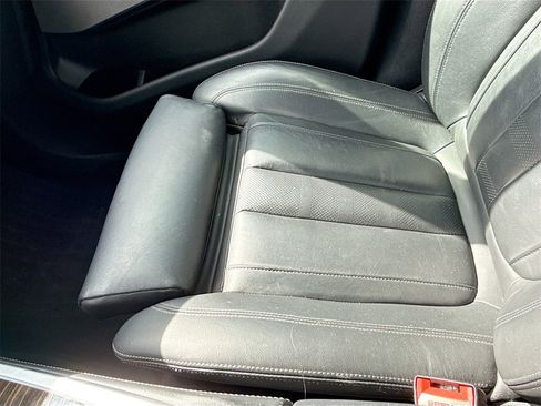 Used 2021 BMW X7 xDrive40i w/ Premium Package image 22