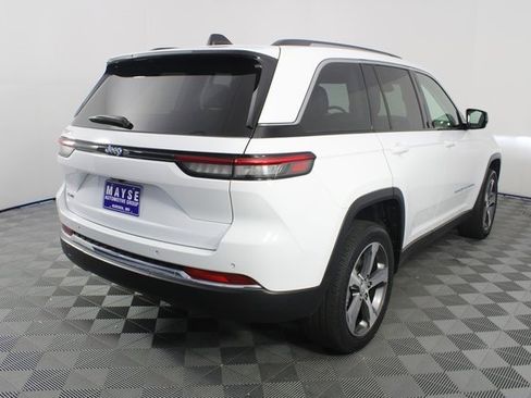 Used 2022 Jeep Grand Cherokee Limited 4xe image 28