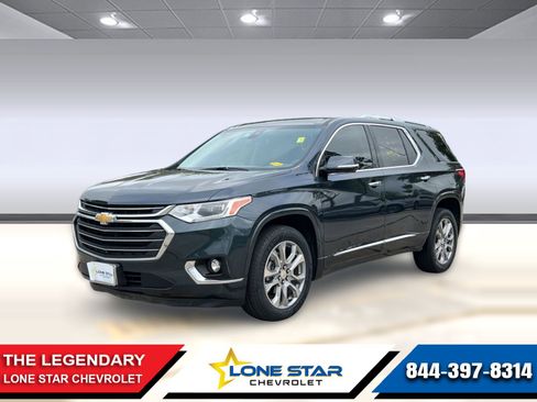 Certified 2019 Chevrolet Traverse Premier w/ Driver Confidence II Package image 1