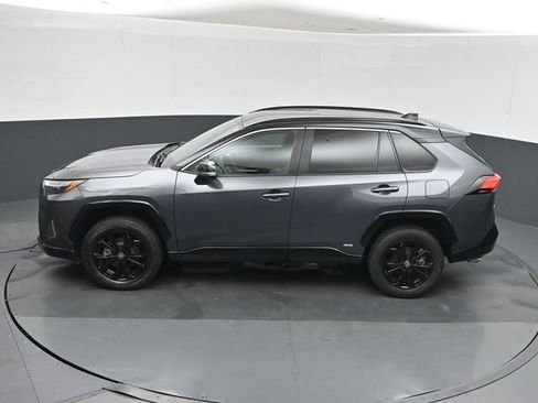 Used 2024 Toyota RAV4 XSE w/ Advanced Technology Package AWD/4WD image 35