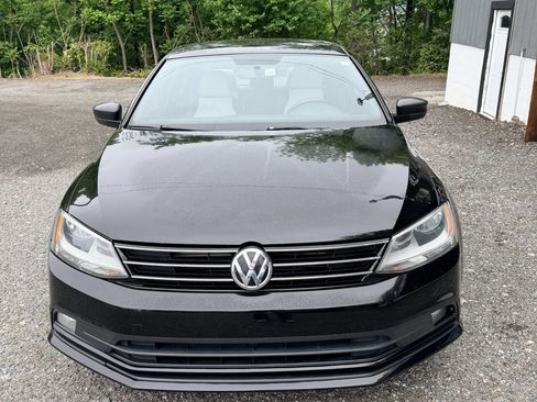 Used 2016 Volkswagen Jetta Sport FWD image 15