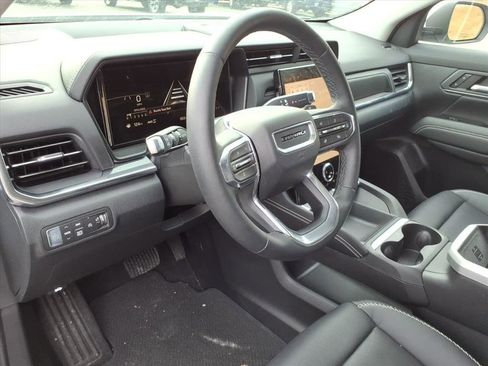 Used 2026 GMC Terrain Denali image 12