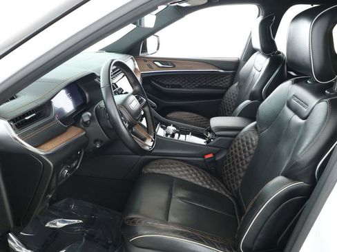 Used 2022 Jeep Grand Cherokee Summit w/ Advanced Protech Group IV image 19