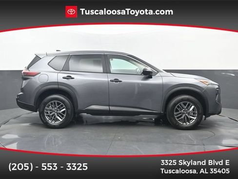 Used 2026 Nissan Rogue S FWD image 1