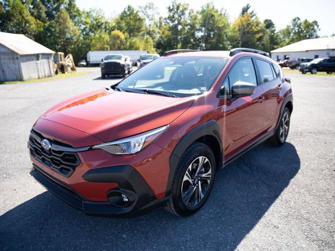 Used 2024 Subaru Crosstrek 2.0i Premium w/ Crosstrek Mirror Package image 7