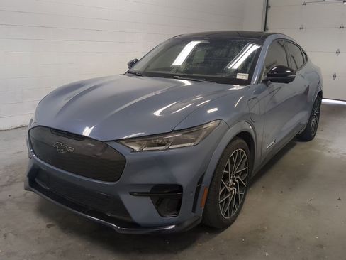 Used 2023 Ford Mustang Mach-E GT image 10