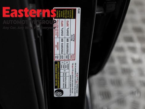 Used 2023 Nissan Leaf S image 33