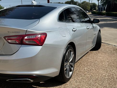 Used 2020 Chevrolet Malibu Premier FWD image 4