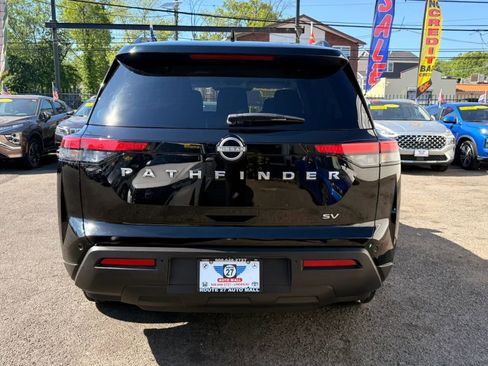 Used 2024 Nissan Pathfinder SV FWD image 6