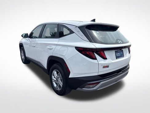 Certified 2025 Hyundai Tucson SE AWD/4WD image 3