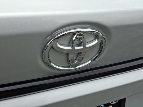 Used 2024 Toyota Corolla LE FWD image 29