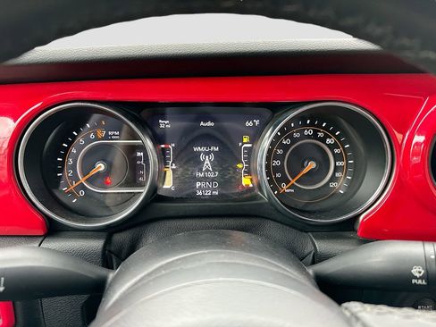 Used 2020 Jeep Wrangler Sport image 16