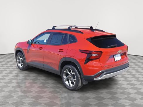 New 2026 Chevrolet Trax LT FWD image 6